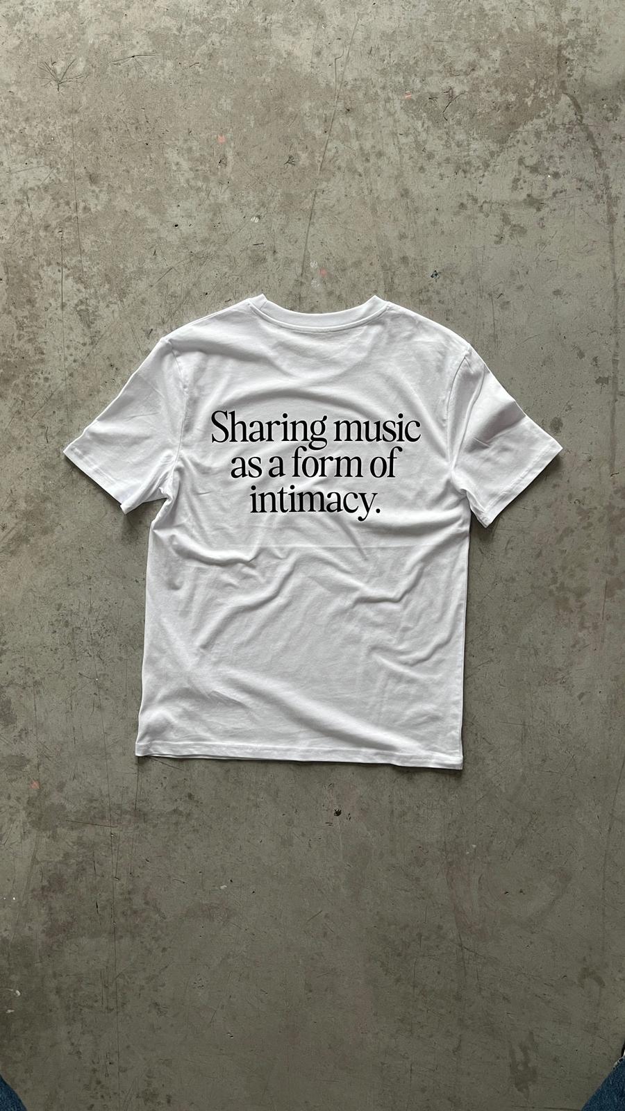 SHARING MUSIC AS A FORM OF INTIMACY