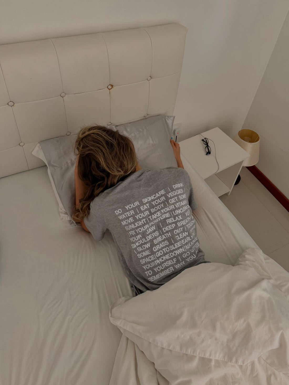 T-SHIRT - SMITHING X BENNY IN PALE